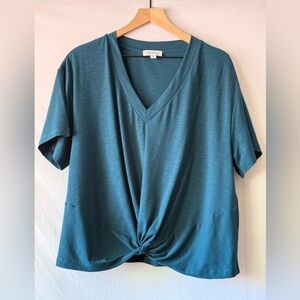 EVEREVE Knot Front V Neck